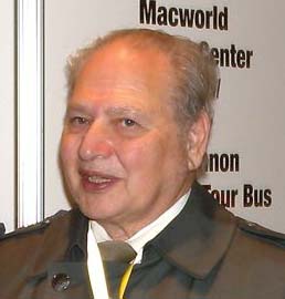 图:Kottke_Wayne.jpg: Aljawad derivative wor… · CC BY-SA 3.0 · Wikimedia Commons 罗纳德·韦恩